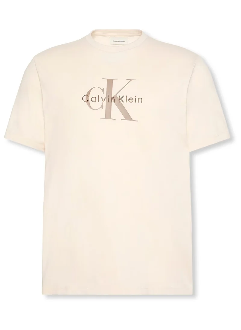 كالفن كلاين تيشيرت بشعار جرافيك