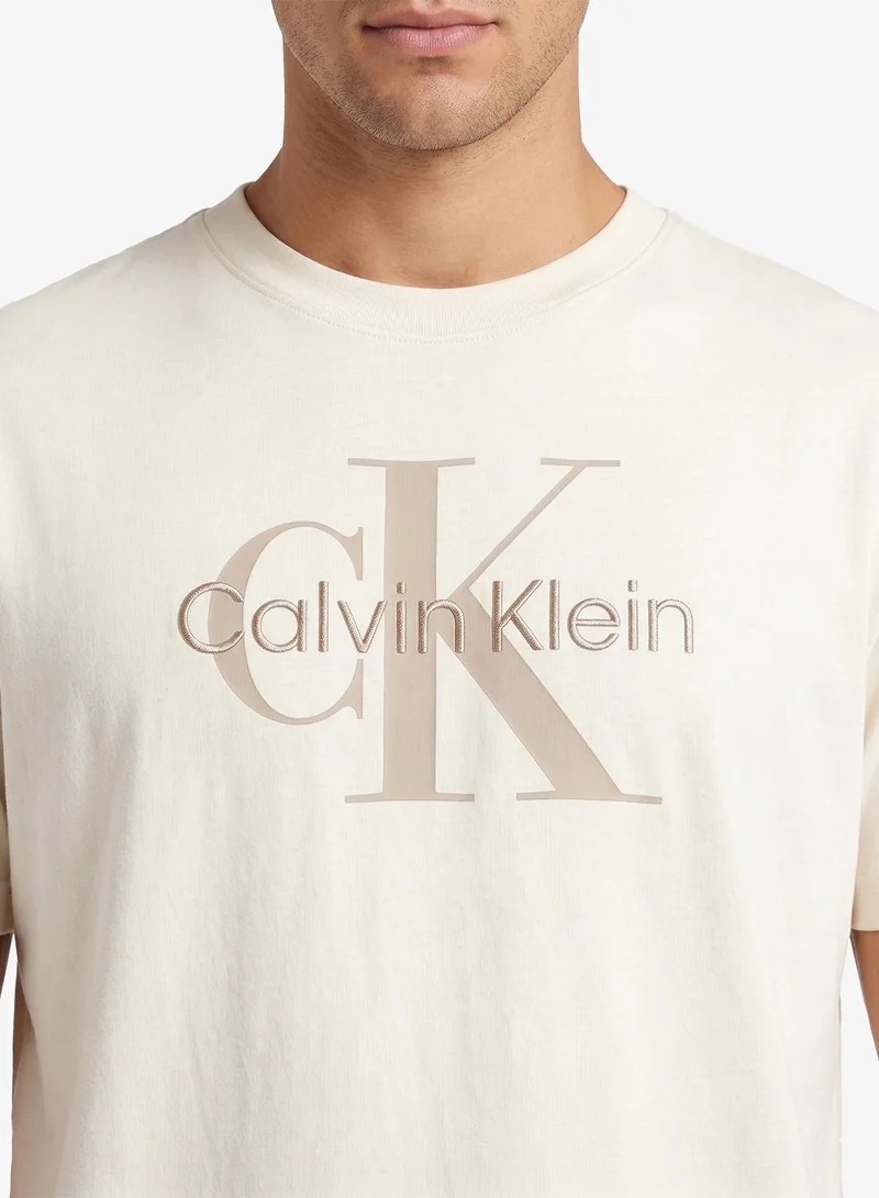 CALVIN KLEIN Graphic Logo T-shirt