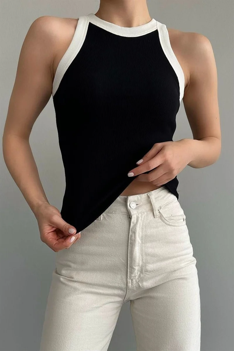 ريتنيس Women's Black and White Striped Cotton Halter Collar Ribbed Athlete