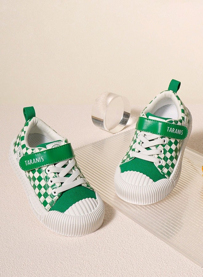 تارانيس حذاء تارانييس  للأطفال - حذاء رياضي للأطفال الصغار بنقشة مربعات خضراء من تاراني، باللونين الأخضر والأبيض