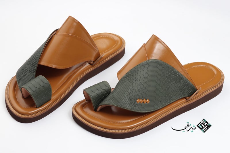 Eastern Sandal Zubairiya Naal | Made in Saudi Arabia | Leather Green - Image 1