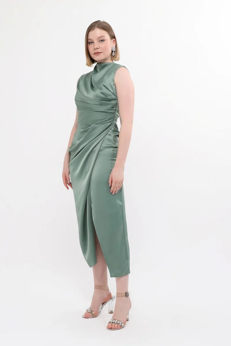 Kutas Fashion Draped Collar Satin Evening Dress