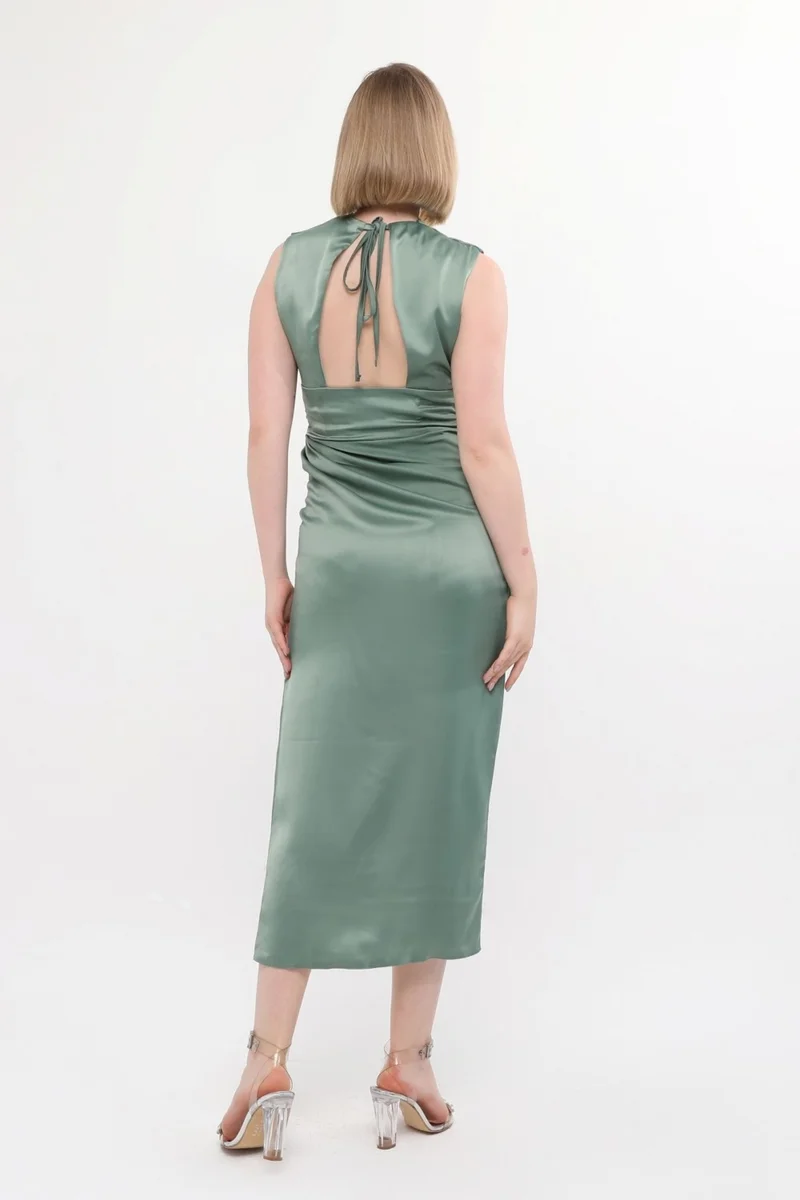 Kutas Fashion Draped Collar Satin Evening Dress