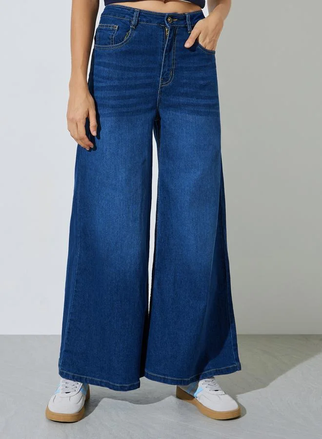 ستايلي Medium Blue Mid-Rise Flared Leg Jeans