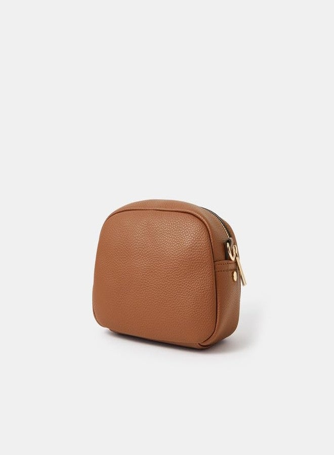 أكسيسورايز حقيبة كتف صغيرة من أكسسورايز لندن للنساء، لون بني، بحزام منسوج | حقائب يد | حقائب | حقيبة كتف أنيقة للسيدات - Image 3