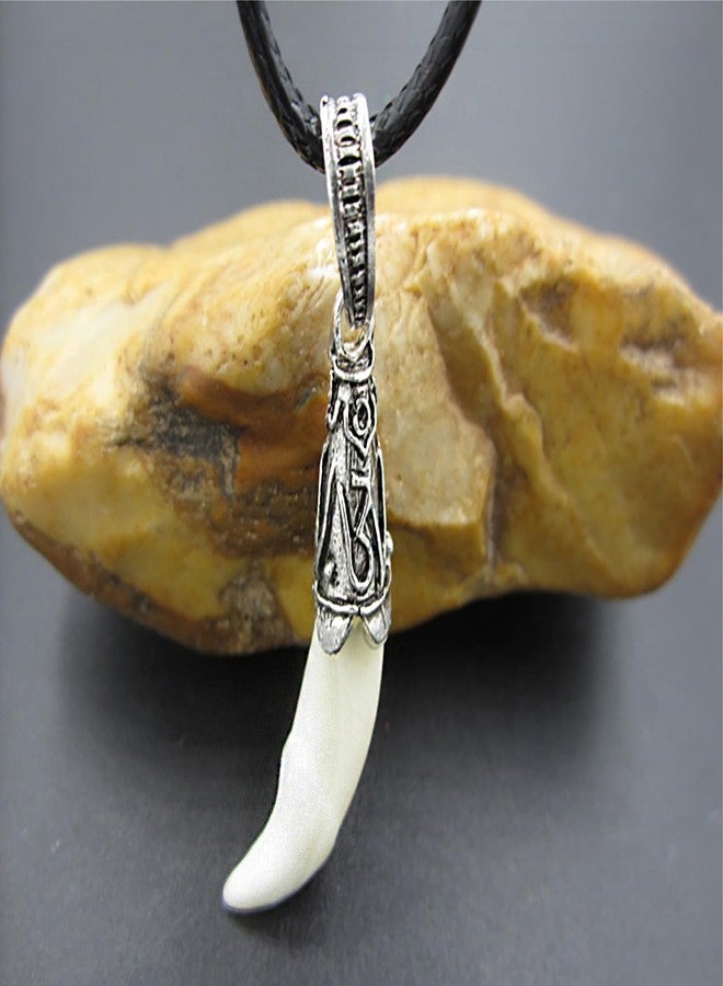 بيجو دي جا قلادة من Bijoux de Ja على شكل ناب ذئب، تشبه الكلب، تميمة قبلية أصلية، خرزة عظمية، قلادة سوداء مستديرة، مناسبة للجنسين - Image 3