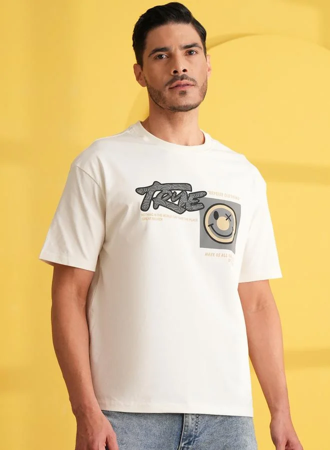 تايك تو White Graphic Print Round Neck Short Sleeves T-Shir By Repriset