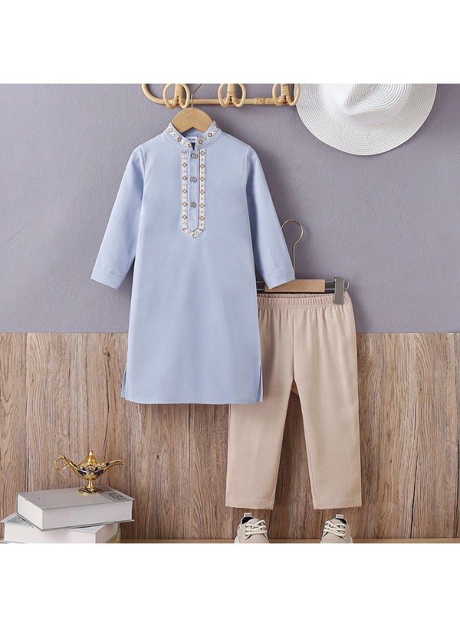 طقمrobe طويل مزخرف للأطفال الأولاد بالطراز العربي - Image 1