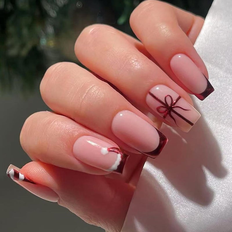 24 قطعة أظافر صناعية لامعة باللون الأحمر مع طرف فرنسي براق لأجواء العطلات - Image 2