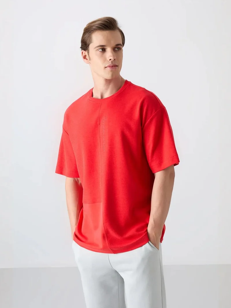 تومي لايف TOMMY Oversized Cotton-Blend Crew Neck T-Shirt With Pocket