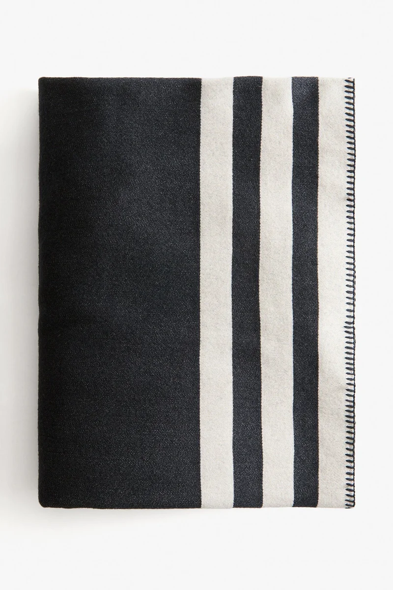 H&M Cotton-blend bedspread