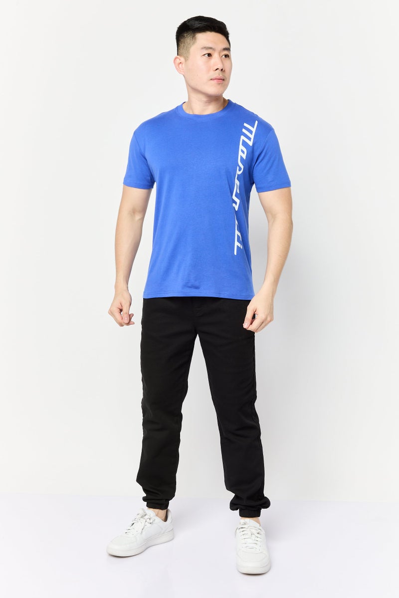 Maserati تي شيرت رجالي بأكمام قصيرة وياقة دائرية، شعار العلامة التجارية، أزرق - Image 4