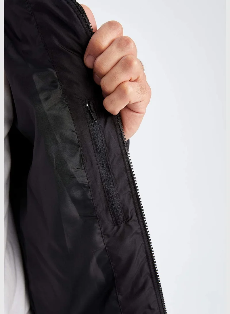 ديفاكتو Man Regular Fit Hooded Outer Wear Jacket