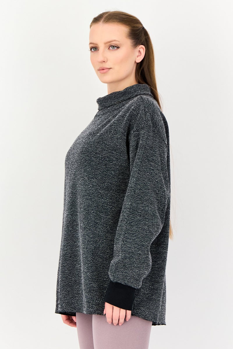 Nike سويت شيرت تدريب طويل الأكمام فضفاض للنساء، متعدد الألوان - Image 4