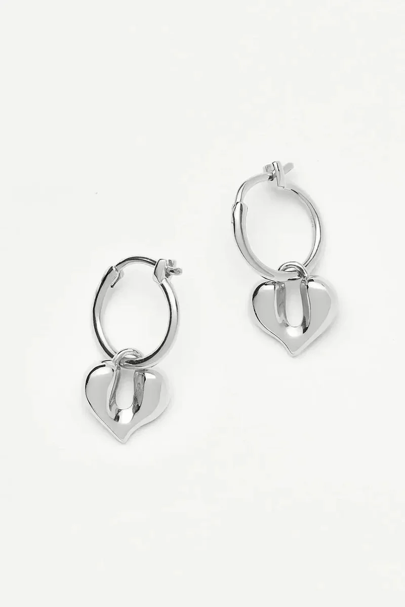 ميسوما Molten Heart Charm Hoop Earrings