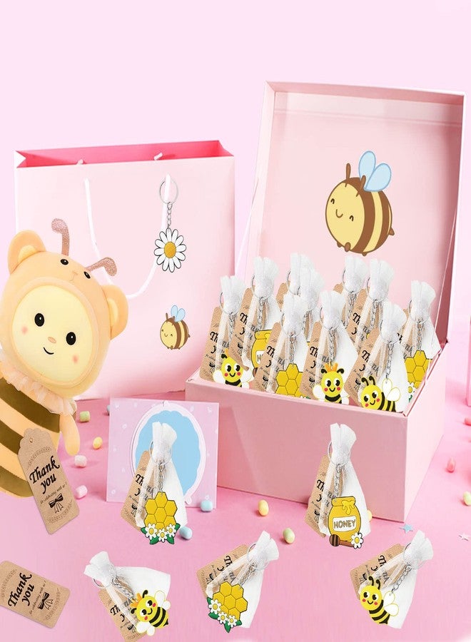 CiciBear مجموعة هدايا حفلات النحل من سيسي بير، 60 قطعة، تتضمن تاجًا، وسلاسل مفاتيح لطيفة على شكل وعاء عسل وقرص عسل وعباد الشمس، بالإضافة إلى 20 بطاقة و20 كيسًا، مثالية لحفلات استقبال المولود الجديد، وأعياد ميلاد الأطفال، ويوم النحل السعيد. - Image 5