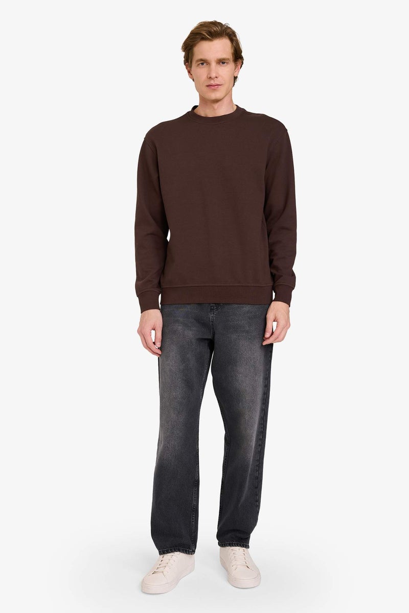DeFacto Basic Crew Neck Sweatshirt - Image 2