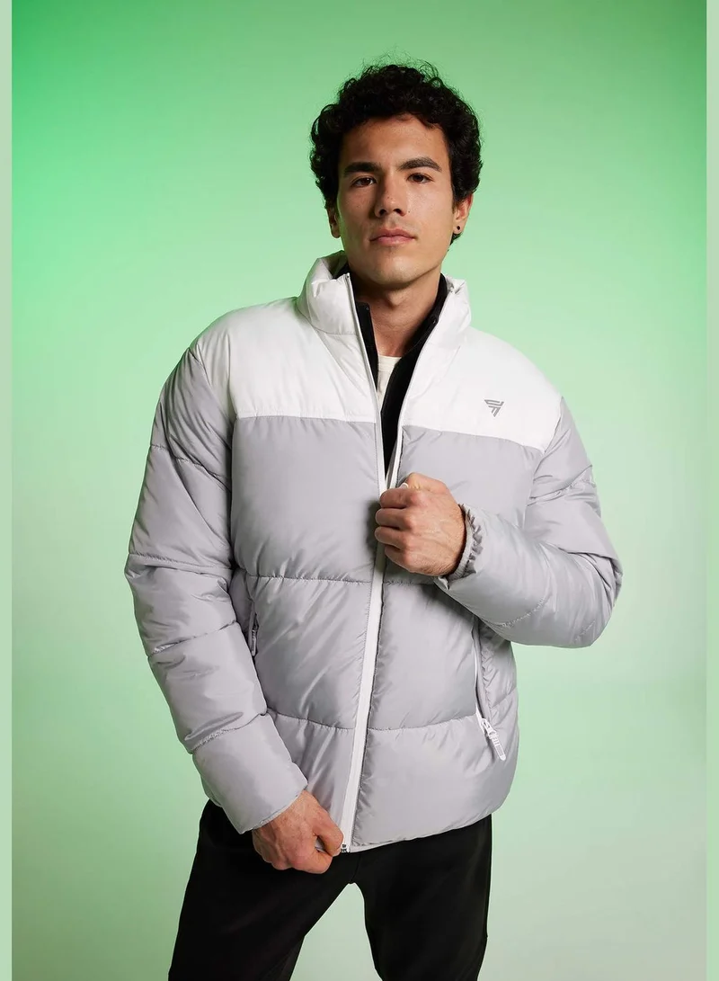 ديفاكتو Man Oversize Fit Long Sleeve Jacket