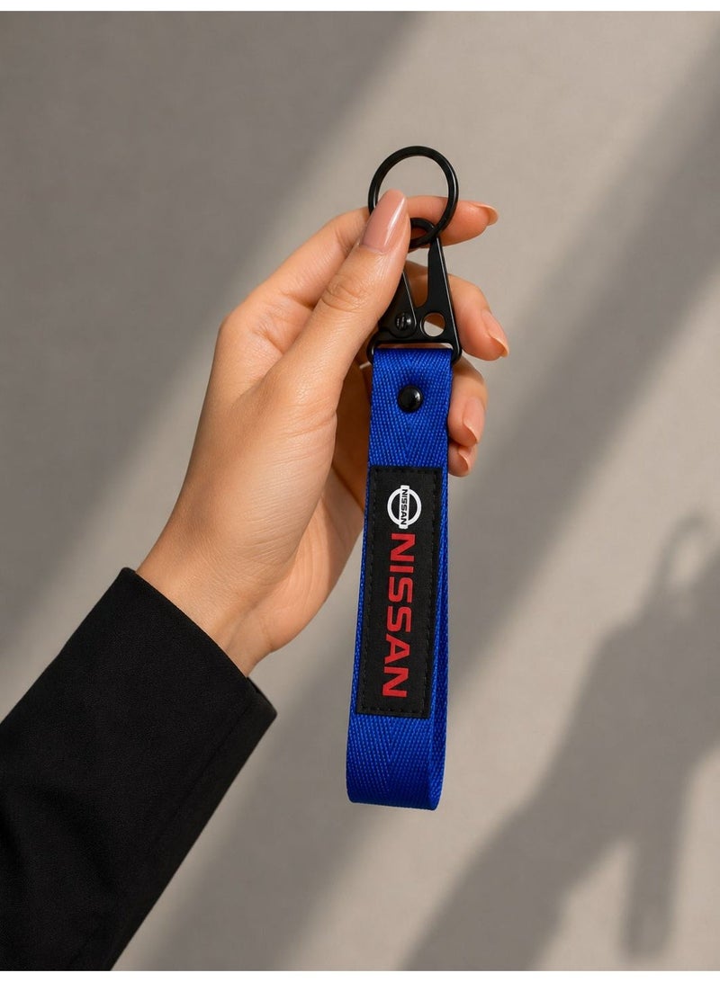 نيسان تعليقة مفاتيح (Nissan) - شريط نسيج أزرق مع مشبك معدني أسود - Image 3