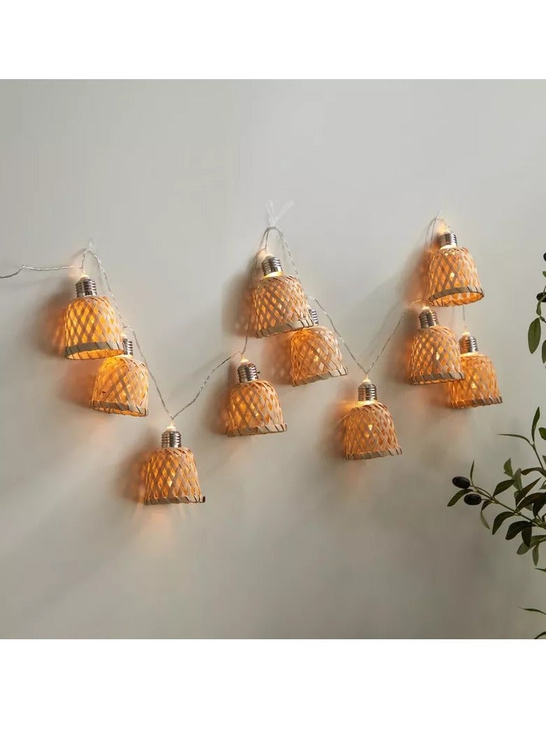 هوم بوكس سلسلة مصابيح LED 2AA من Infinity مكونة من 10 قطع مع غطاء من الخيزران والرتان بطول 135 سم - Image 1