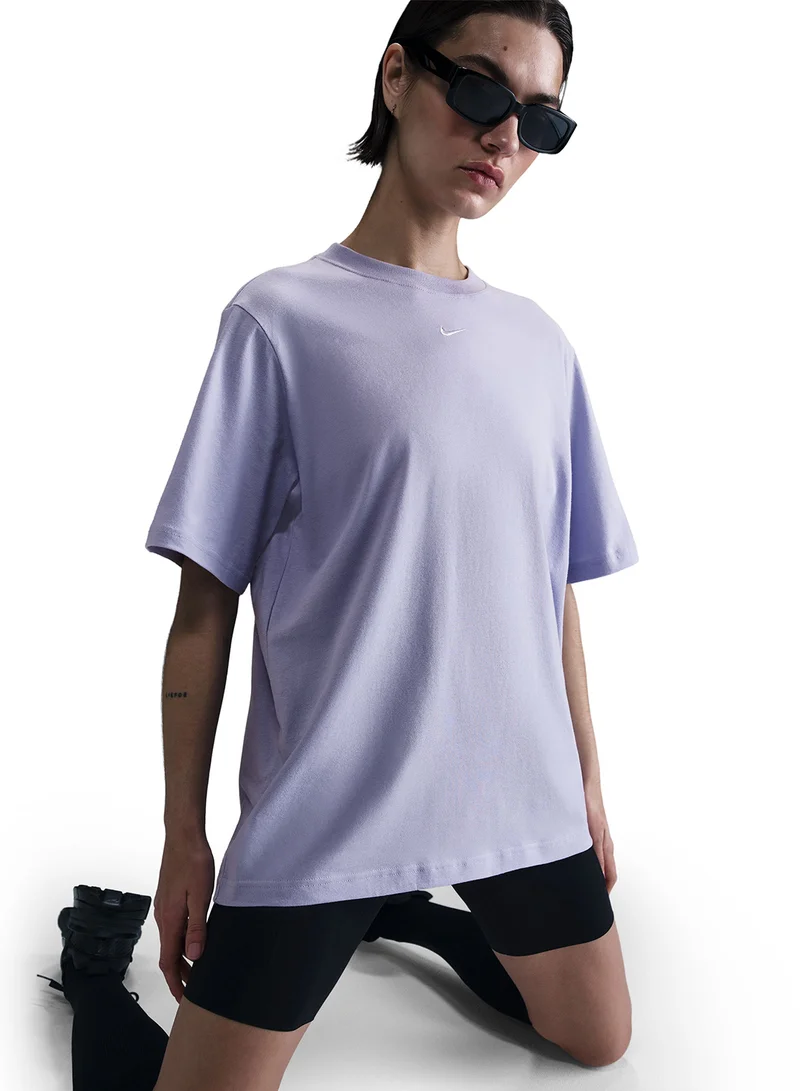 Nike  Nsw Essential Logo T-Shirt for Women | Best Price UAE