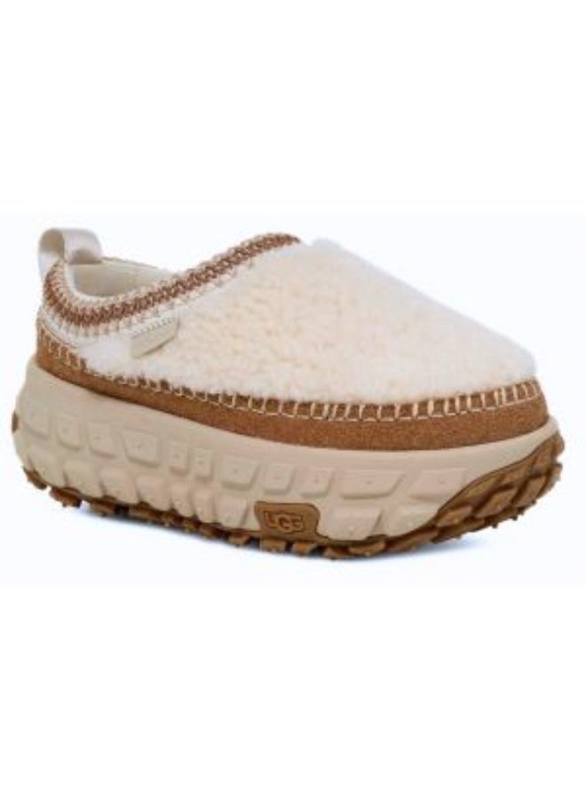 UGG Venture Daze Cozy Platform Boot with Non-Slip Outsole and EVA Midsole - Image 1