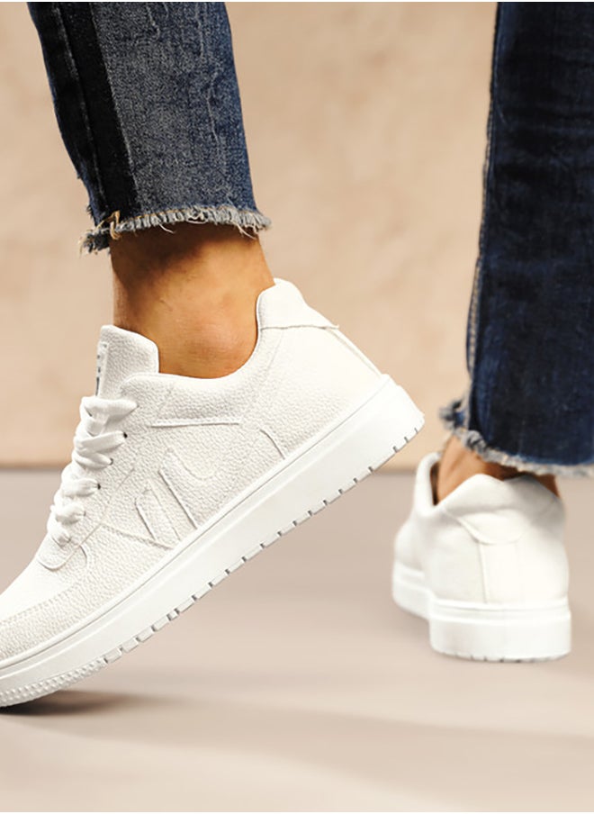 X4 Stylish and Modern Shoe for Everyday Use