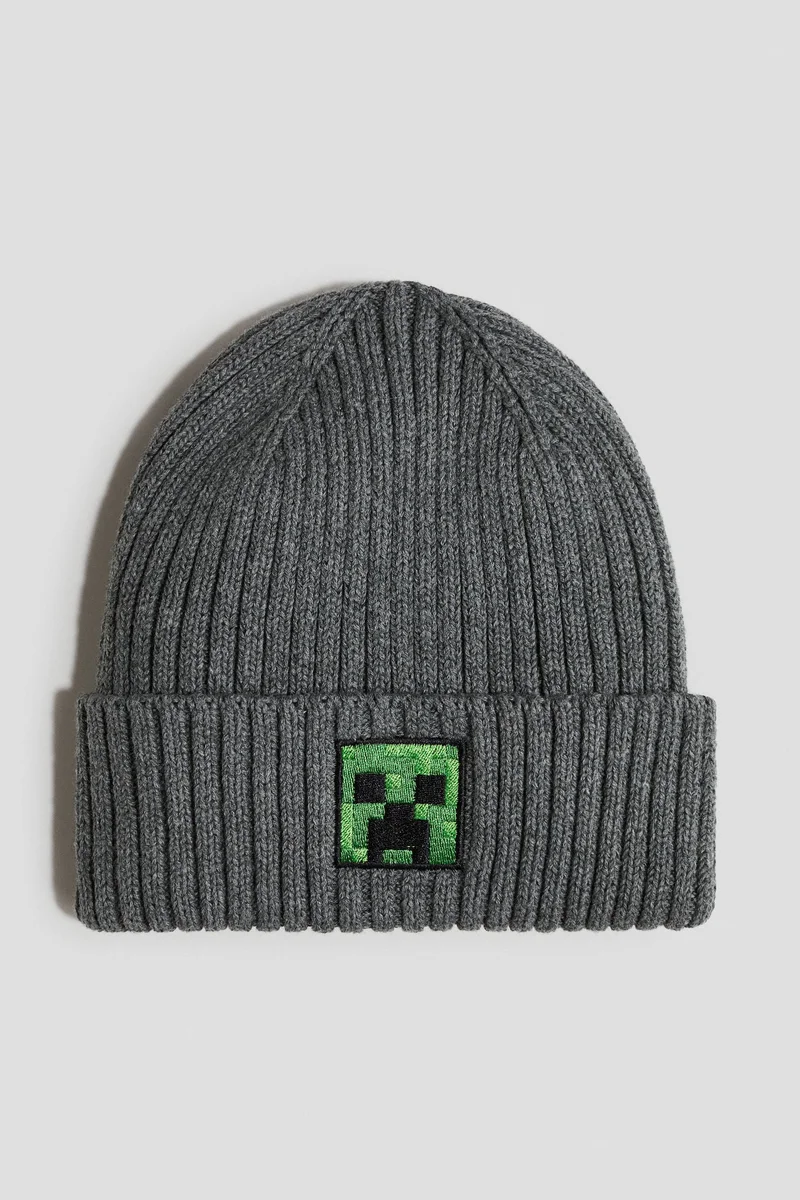 H&M Appliquéd beanie