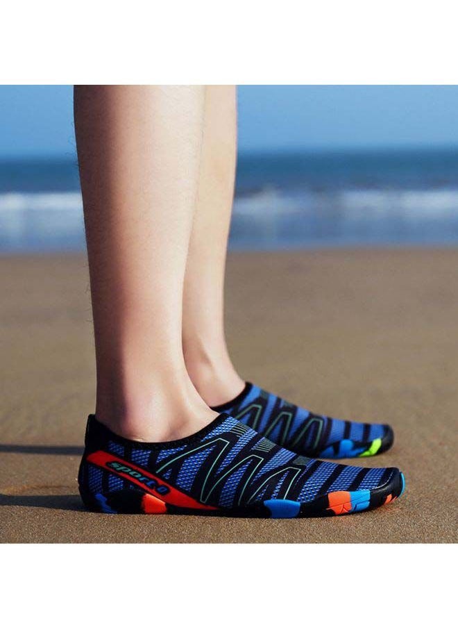 NIBEMINENT Pair Of Quick Dry Barefoot Water Shoes  - Image 3