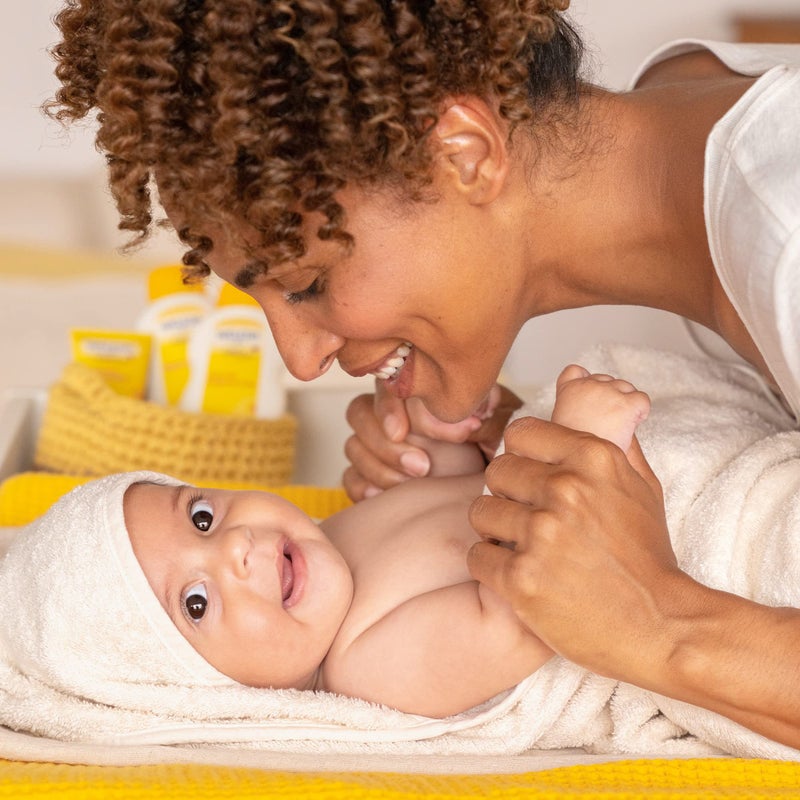 Weleda Baby Calendula Diaper Cream, 2.8 Fluid Ounce, Plant Rich Protection with Calendula, Chamomile, Sweet Almond Oil, Lanolin and Zinc Oxide - Image 5