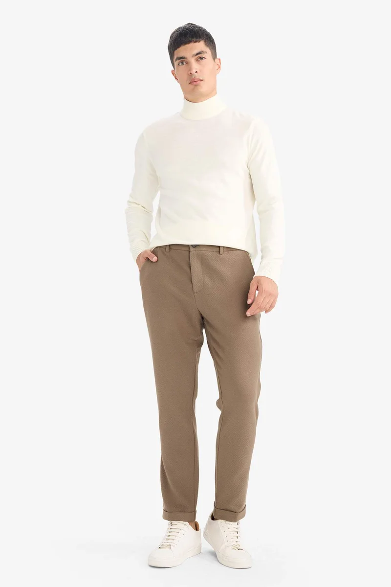 ديفاكتو Jogger Fit Crinkle Pants