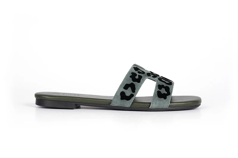 Ladies  flat slide Sandals printed