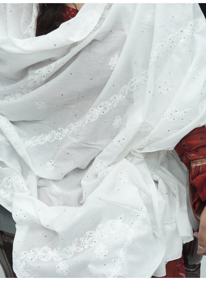 Alaya Women Hand Embroidered Cotton Mukaish Dupatta-AL4095 - Image 2