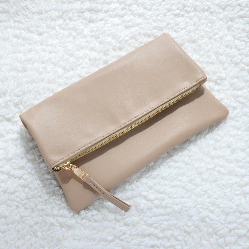 Hoxis Women's Zipper Foldover Clutch Vegan Leather Envelope Cross body Bag with Chain Strap (Nude) - Image 3