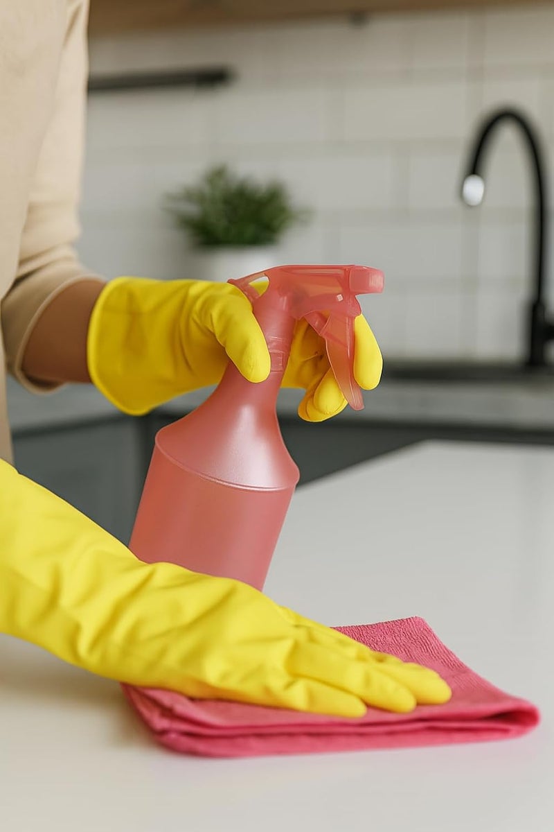 B&D 750ml Plastic Spray Bottle in Pink - Image 1