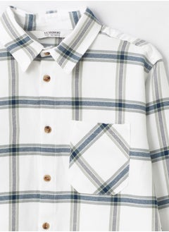 LC WAIKIKI Comfortable Fit Plaid Boy Shirt  - Image 2