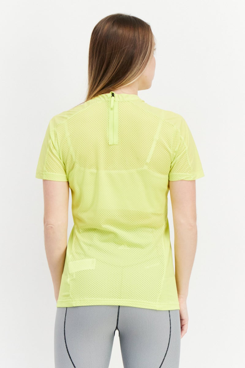 Adidas تي شيرت تدريب رياضي للنساء، أصفر - Image 4