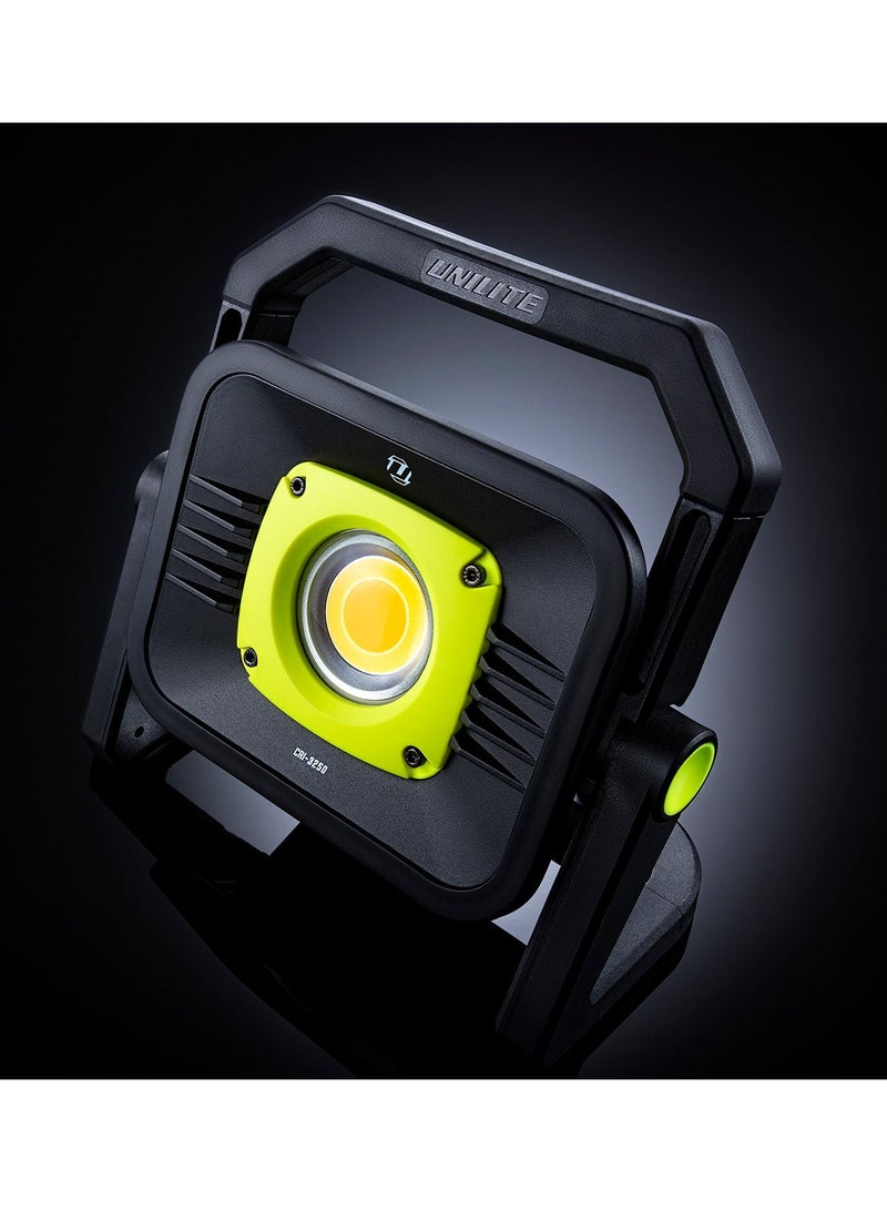 Unilite Cri 3250 Lumen Rechargeable Cri 96+ Site Light - Image 3