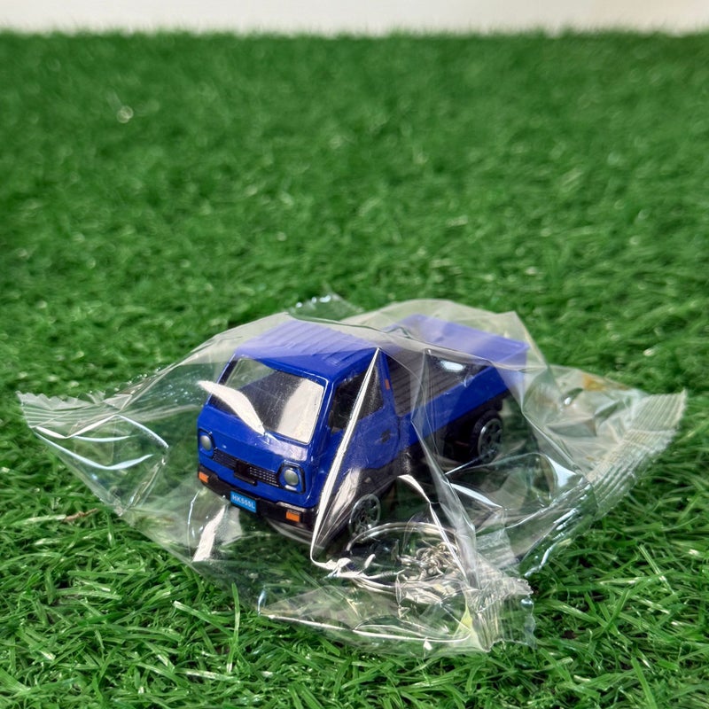 Alloy Car Model AE86 Drift Car Toy with Display Base, 1:72 Scale - Image 4
