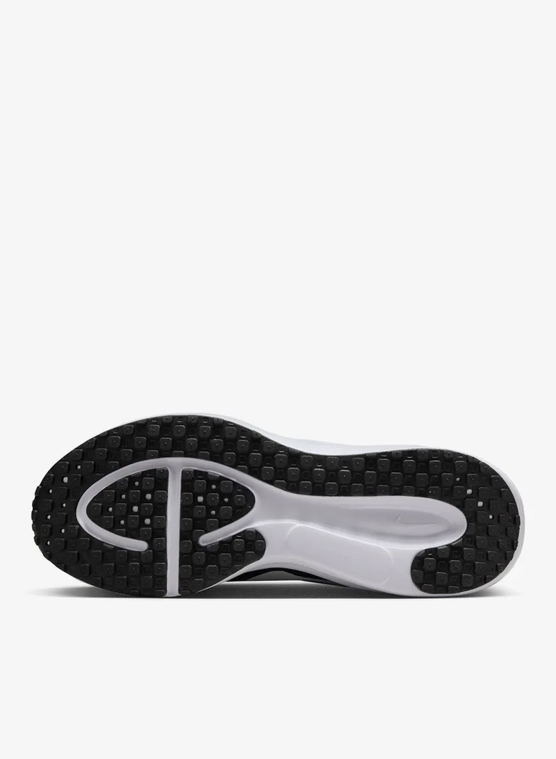 Nike  Revolution 8 Wide for Women | Best Price UAE