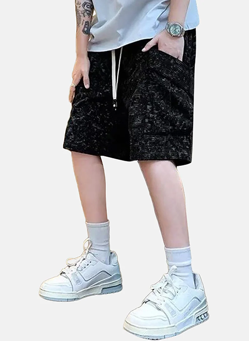YUNIQEE Black Mid Rise Printed Slim Fit Shorts