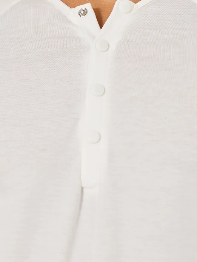 Styli Styli Solid Henley Neck Slim Fit T-Shirt