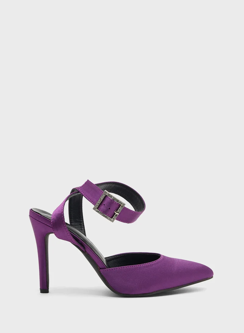 جينجر High Heeled Pump With Ankle Strap