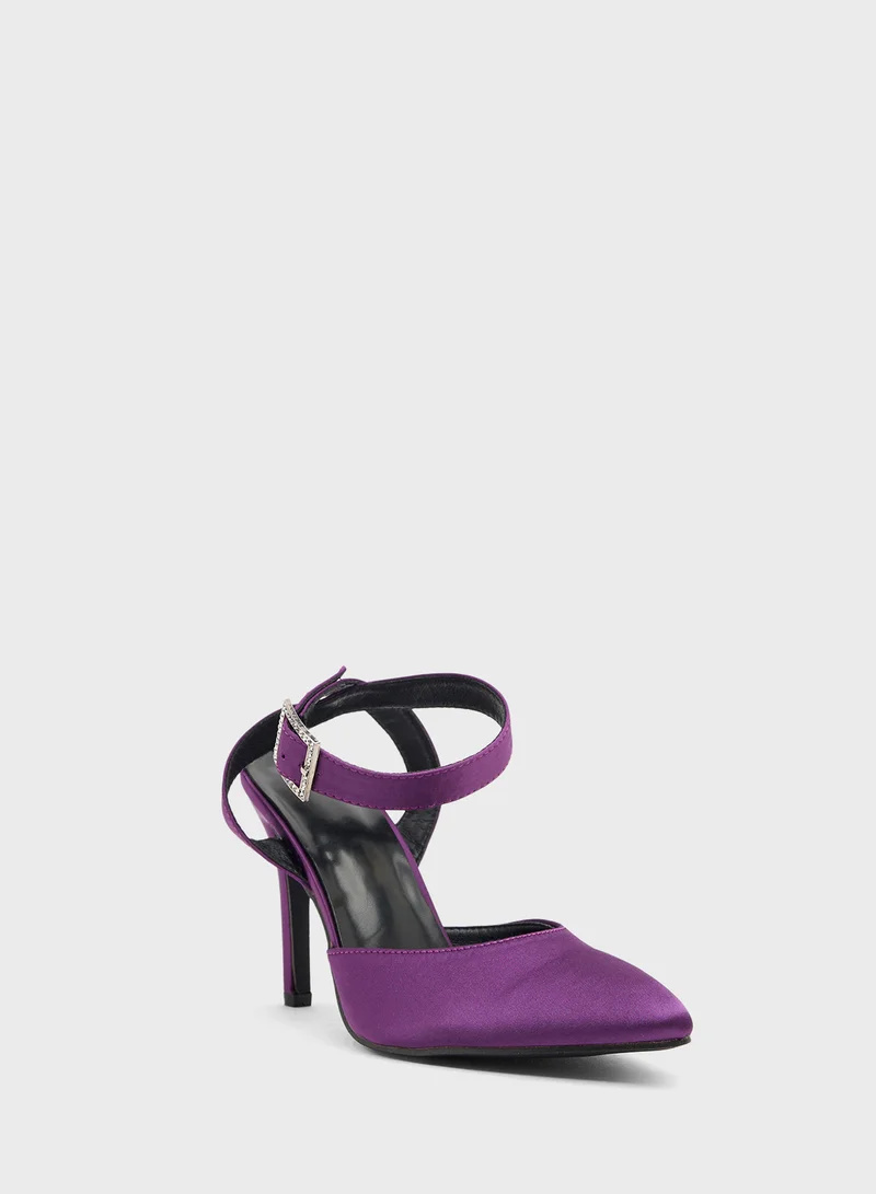 جينجر High Heeled Pump With Ankle Strap