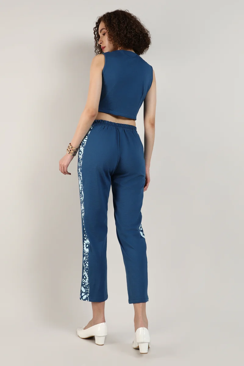 Campus Sutra Women's Cobalt Blue & Sky Blue Flora Vest Co-Ord Set