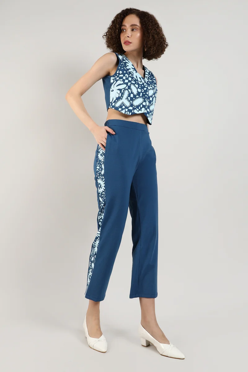 Campus Sutra Women's Cobalt Blue & Sky Blue Flora Vest Co-Ord Set