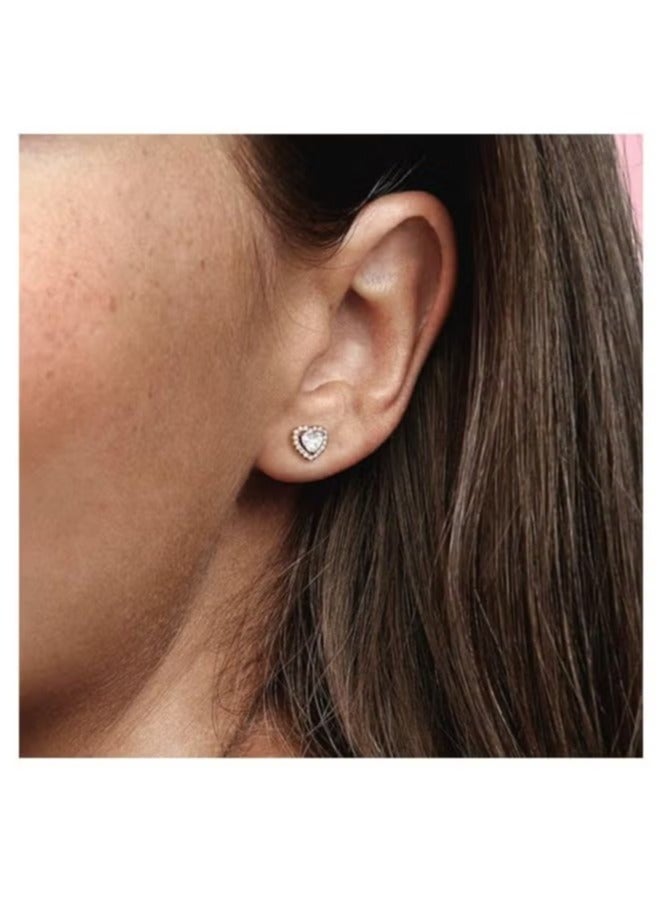 تشوميل أقراط نسائية كلاسيكية على شكل قلب من الذهب الوردي مرصعة بالزركونيا المكعبة - Image 2