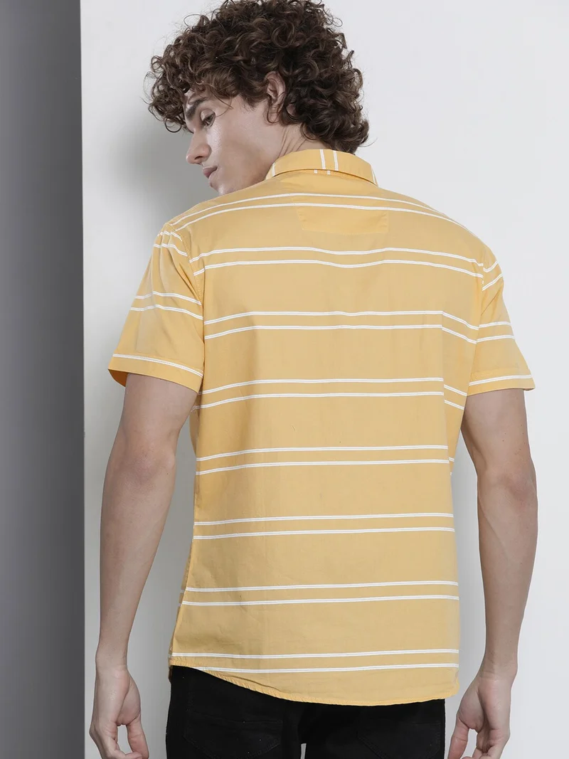 The Indian Garage Co Men Slim Fit Striped Half Sleeves Spread Collar Casual Shirt