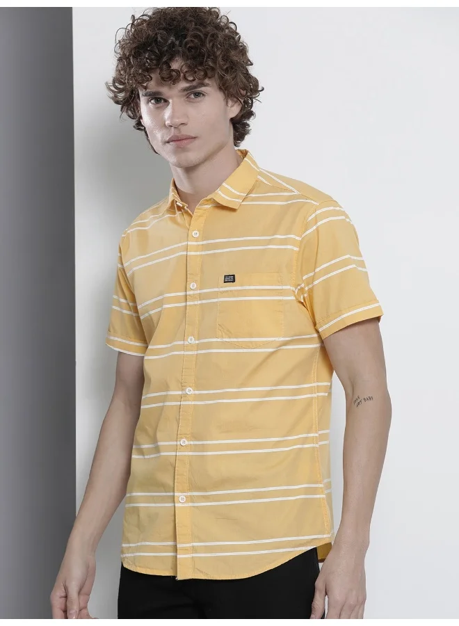 The Indian Garage Co Men Slim Fit Striped Half Sleeves Spread Collar Casual Shirt