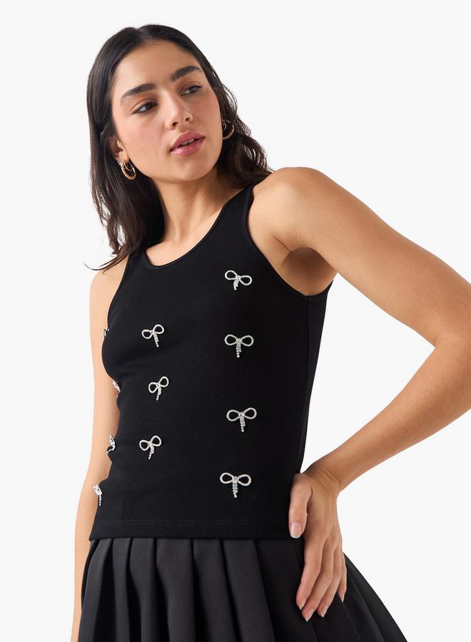 تواكستريمز بلوزة بدون أكمام مزينة بفيونكة مضلعة - Image 1